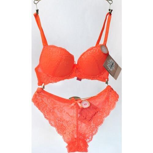 Deep V-neck comfortable sexy underwear Bra set lace embroidery fashion plus size shaping bra