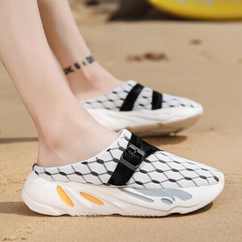 Breathable Summer Men Flip Flops Lightweight Massage Beach Sandals Non-slide Male Slippers Zapatos Hombre Casual Shoes