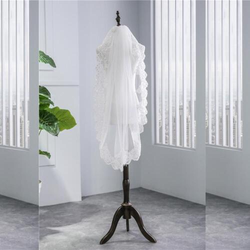 JaneVini One Layer Short Wedding Veil White Sequins Lace Applique Edge Ivory Bridal Veil with Comb Elbow Length Veil Accessories