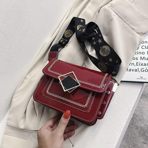 Womens Handbag Luxury Lady Flap Bag New Fashion Style High Grade Sense Crossbody Bag Textured Shoulder Bag 2020