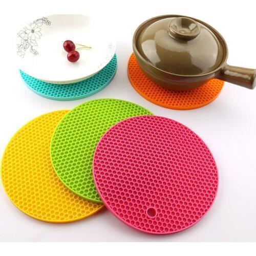 1Pc Coasters For Kitchen Gadgets Silicone Heat Resistant Non-Slip Mats Insulation Pad Placemat Eat Cup Mat Kitchen Accessories
