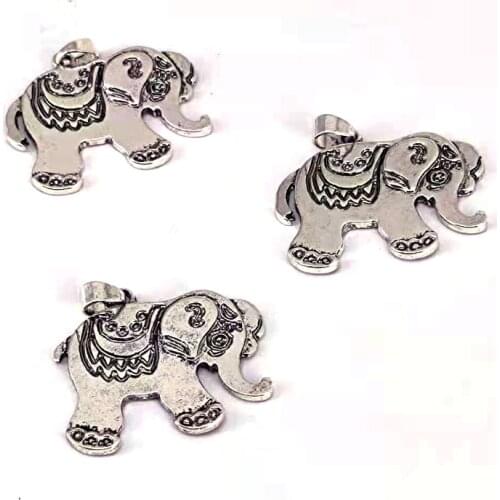 5pcs Vintage elephant pendant charm Ancient silver color elephant charms for women man Accessories