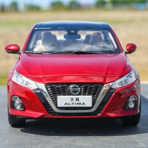 1:18 Scale 7th Generation Teana Simulation Alloy Car Model Diecast Metal Vehicle Toy Kids Children Boys Gifts Display Decoration