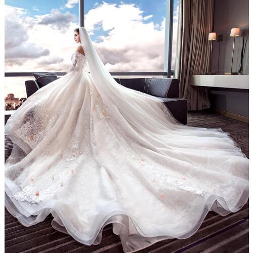 Luxury wedding dress 2018 half Sleeve Gorgeous bridal Gown royal train Wedding Dresses Vestidos De Noiva Princesa