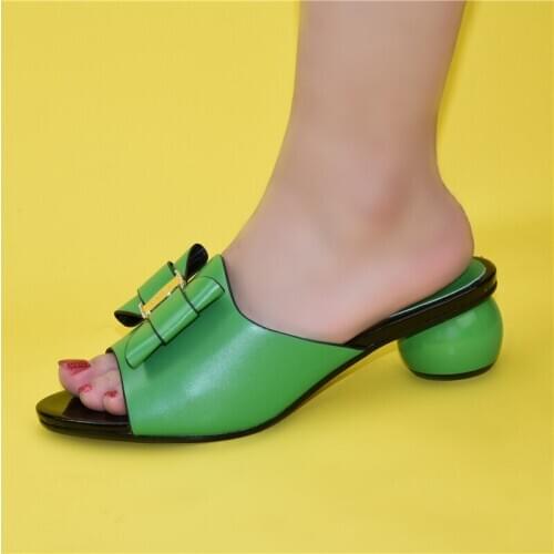 Latest Design African Style Womens Shoes Slippers with Metal Ladies Designer Shoes Women Luxury 2020 Italian Women Party Pumps