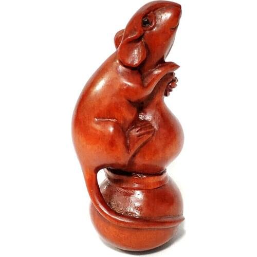 Q4340 - 2" Hand Carved Japanese Boxwood Netsuke Figurine Carving: Mouse on Gourd