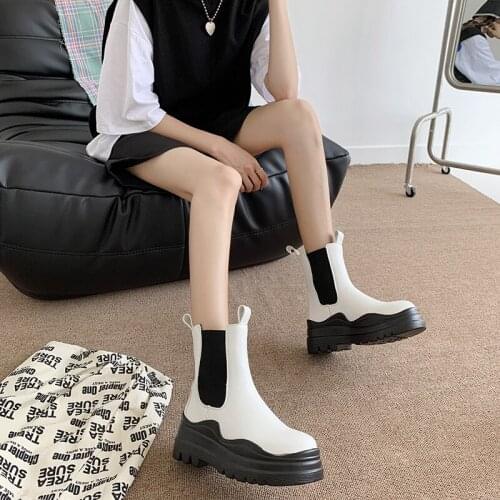 Martin Boots Autumn Women 2021 New Mid-Calf Casual Platform Boots Thick-soled Short Tube Fashion Plus Size Ankle Boots Booties