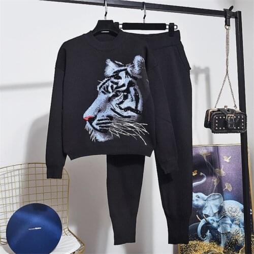 2020 Spring New Women Knitted Set Korean Fashion Leopard Head Long Sleeve Knitted Sweater + Casual Pants 2 Piece Sets Women Top