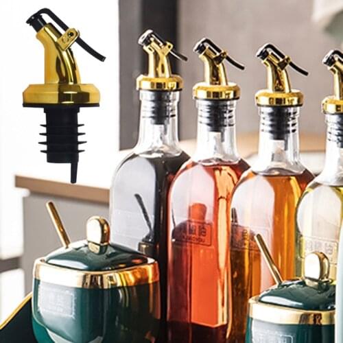 Oil bottle mouth oil bottle stopper kitchen press type oil guide nozzle pour nozzle oil bottle cap soy sauce bottle stopper
