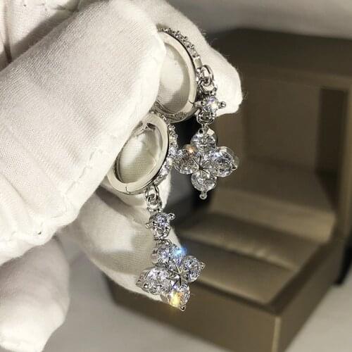 Huitan New Trendy Women Drop Earring Silver Color Brilliant Cubic Zirconia Elegant Wedding Engagement Earrings Statement Jewelry