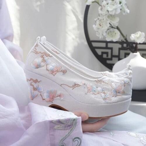 XinHuaEase Hanfu Shoes Womens Ancient Chinese Traditional Style Antique High Heel Embroidered Shoes Slope Oriental Retro Ankle