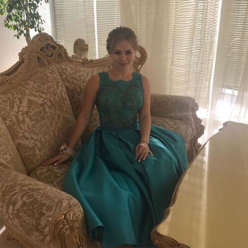 Lamiabridal Tea Length Bottle Green Vestido De Festa Short Bridesmaid Dresses Illusion Bodice Lace Backless Formal Party Gowns