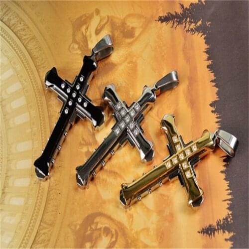 New Hot Sale Necklace for Men Jesus Crystal Cross Pendant Necklace Simple Gold and Black Cross Necklace Fashion Jewelry