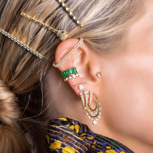 Moon shape earring with round cz dots fashion women jewelry 2021 Christmas gift Gold gorgeous earrings