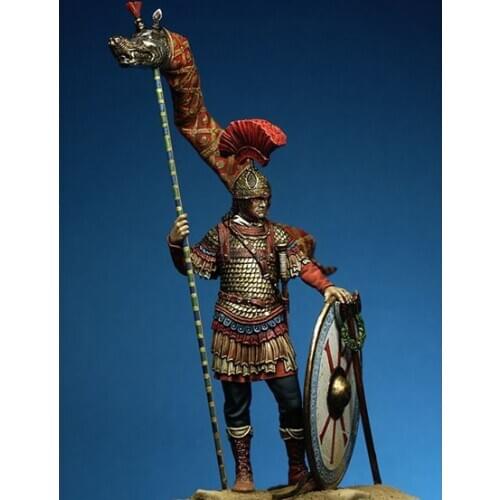 1/24 75mm ancient warrior stand with shield (WITH BASE ) Resin figure Model kits Miniature gk Unassembly Unpainted