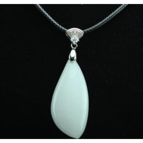 Xinjiang white jade Drop Pendant