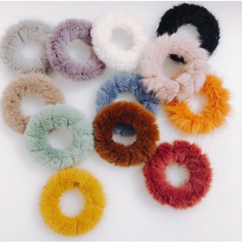 4 pieces / lot New Winter Jewelry Rabbit Hair Circle Homemade Girl Earrings Earrings Accessories Material