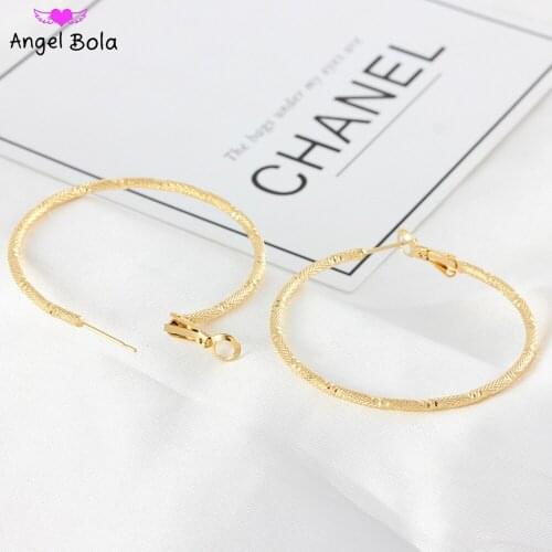 New Gold Fashion Big Circle Shape Ladies Lucky Charm Earrings Simple Jewelry Earrings Luxury Jewelry Accessories