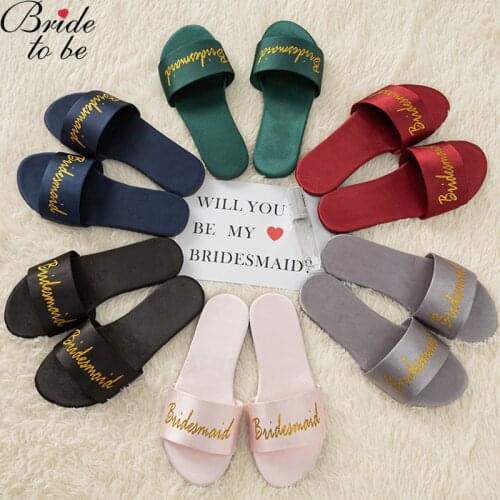1 Pair Satin Slippers for Bride Bachelorette Party Team Bridal Pink Bronzing Bridesmaid Gift Shining Slippers for Wedding Decor