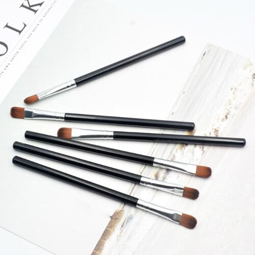 Professional Eye Shadow Brush Wooden Flat Make Up Tools Lip Transistive Eyeshadow Piece Eyebrow Pen Ms. Cosmetics Tool 1pcs