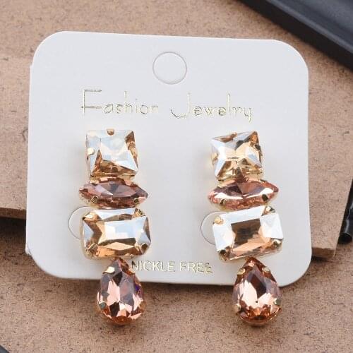 2021 High Quality Fashion Personality Girl Glass Water Drop Dangle Earrings Womens Elegant Temperament Jewelry Accessories