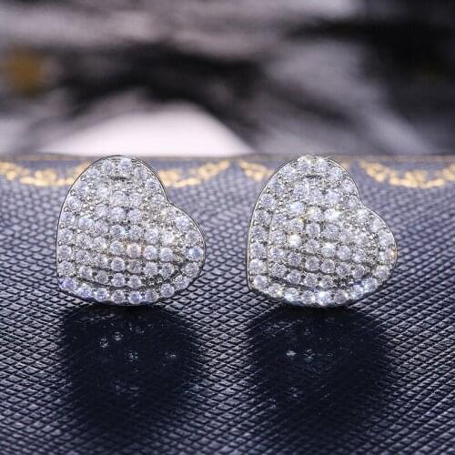 Classic Design Dazzling Heart Stud Earrings for Women High Quality Romantic Female Accessories Timeless Styling Silver Jewelry