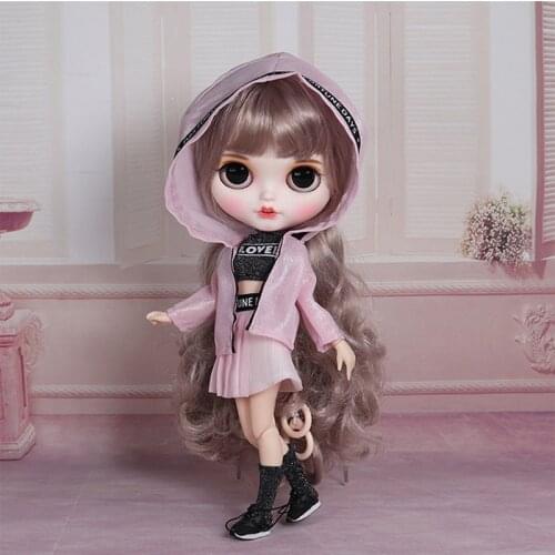 BJD doll dress is suitable for 1 / 6 fashion versatile Pink Hooded Jacket + sleeveless letter Top + pink skirt + socks 4-piece