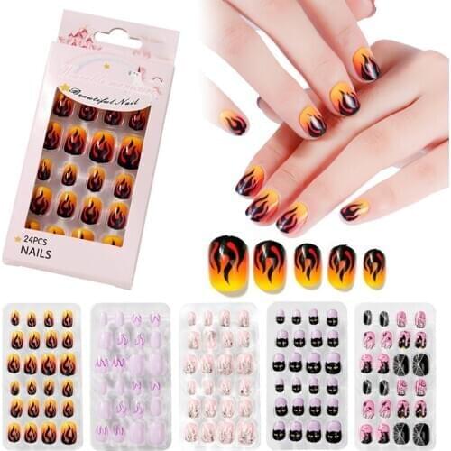 24Pcs/Lot Children Halloween False Nail Tips Fire Full Cover Kid Glue Self Fake Nail Art for Girls DIY Manicure Tips Nails Decor