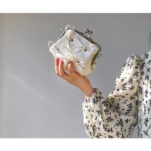Womens Bowknot Small White Bag Fashion Designer Ladies Chain Shoulder Crossbody Bags Female Mini Clip Handbags Clutch Purses