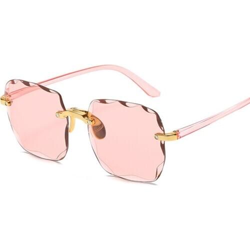 Vintage Big Square Sunglasses Women Fashion Retro Sun Glasses Female Brand Designer Gradient Pink Rimless Luxury Eyeglasses