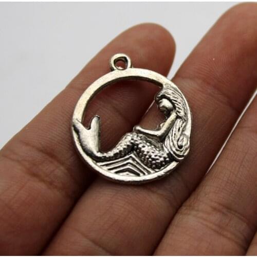 20pcs Wholesale Price Round Sitting Mermaid Charms 22*25mm Antique Silver Plated Pendant For Handmade Jewelry Accessories