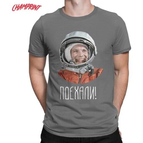 USSR Astronaut Yuri Gagarin T-Shirts for Men Soviet Union CCCP Hipster 100% Cotton Tee Shirt Short Sleeve T Shirt Adult Clothes