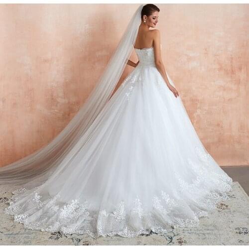 Elegant White/Ivory Boat Appliques Lace Wedding Dresses Tulle Bridal Design Court Train Custom Made Robe De Mariee