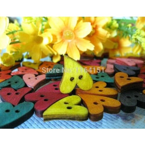 50 pcs/pack Random mixed Heart kids cute wooden buttons bulk loose sewing accessories botoes for craft scrapbook