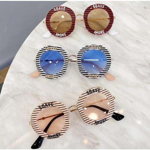 High Quality Vintage Luxury Sunglasses Women Letter Round Glasses Stripe Frame Kids Eyewear Shades for Femme clear lens Uv400