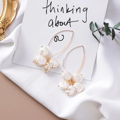 Gold White Color Petal Flower Freshwater Pearls Hook Earrings Charm Drop Earring Dangle Earrings Fashion Korean Jewelry