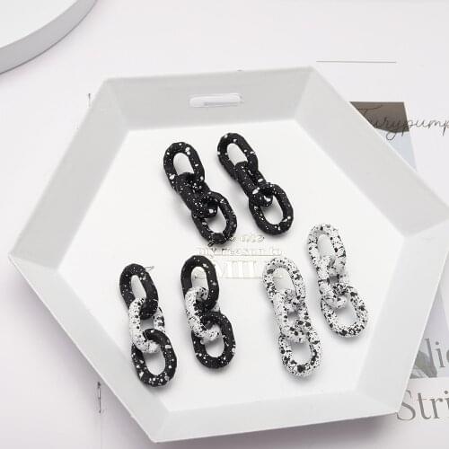 2021 New Retro Style big Chain Earrings Ladies Black And White Pendant Earrings New Exaggerated Gift Accessories Wholesale