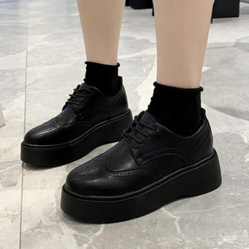 Brand Spring Autumn Women Flats Fashion Flat Platform Shoes Womens Patent Leather Shoes Female Oxford Black