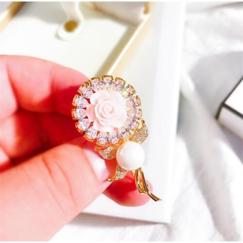 Luxury Zircon Sunflower Rhinestone Shell Pearl Brooch Pin Badge Vintage Crystal Flower Pins Brooches for Women Jewelry Broach