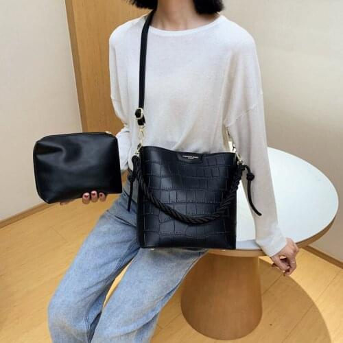 Crossbody Bag Handbag Shoulder Bag Underarm Purse Women Bag All-match Retro Fashion 2021 New Stone Pattern Bucket Solid Color