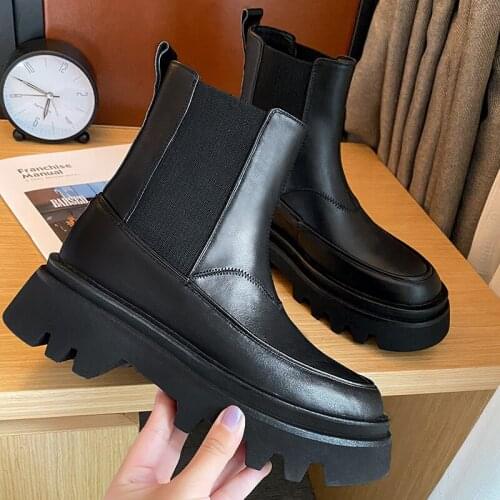 Women Boots 2020 Female Genuine Leather Slip-On Chelsea Boots Thick Heels Ankle Boots for Women Round Toe Winter Platform Flat