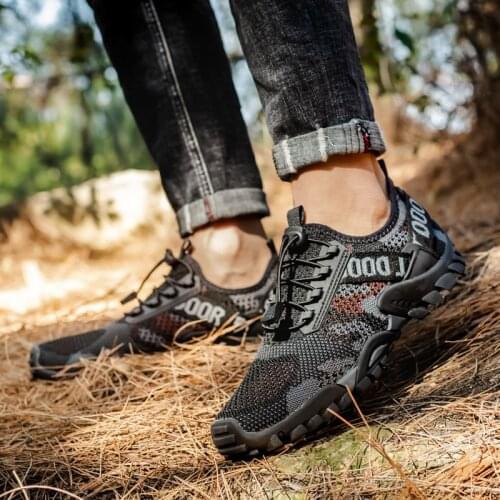Mens Comfortable Walking Shoes Non-slip Wear-resistant Climbing Trekking Hiking Shoes Quick-Dry Outdoor Beach Upstream Shoes