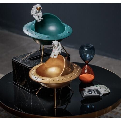 Nordic Astronaut Statue Storage Ornaments Home Decoration Accessories Modern Living Room Creative Spaceship Key Snack Fruit Tray