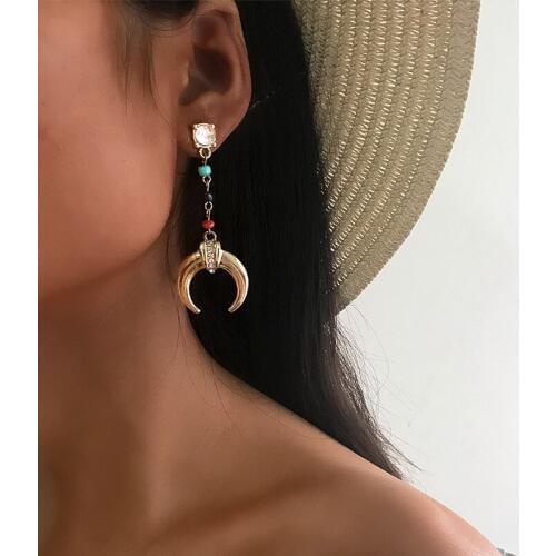 DoreenBeads Hot New Vintage Stud Earrings Trendy Black Red Seed Beads Gold Alloy Moon Pendant Hot Jewelry For Women,1 Pair