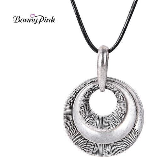 Banny Pink Vintage Alloy Round Pendant & Necklace For Women Chunky Layer Circle Pendant Necklcae New Black Long Rope Necklace