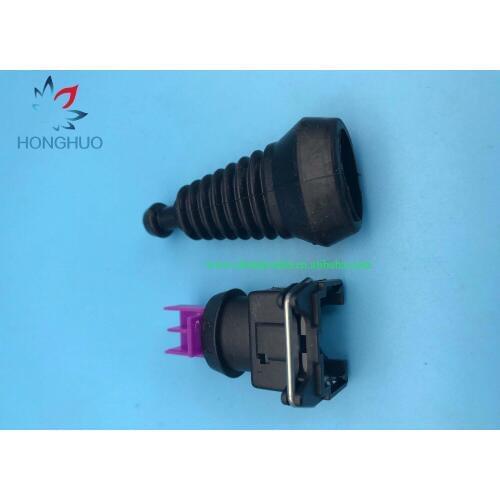 100pcs/lot DJ7021B-3.5-21 Fuel Injector Connector Plug Clip EV1