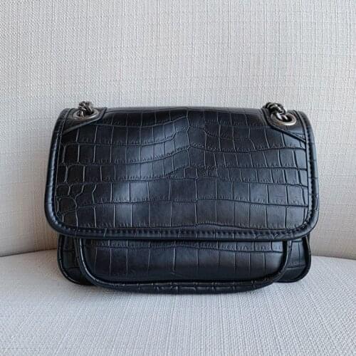 DOYUTIG High Quality Womens Black Genuine Leather Handbag Crocodile Pattern Messenger Shoulder Bags Lady Metal Chains Bag F793