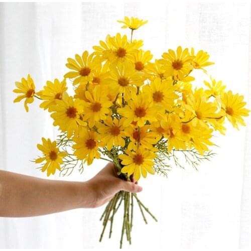 6Pcs Artificial Flowers Daisy Plastic Faux Flowers Fake Flowers Daisy Flower Artificial Silk Flowers Party Wedding Home Decor