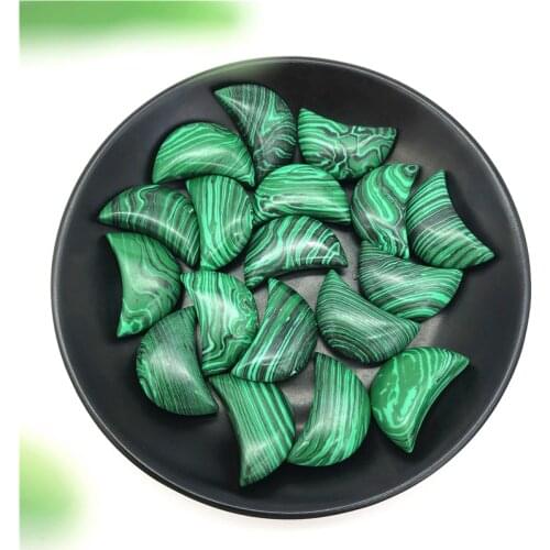 Green Malachite Crystal Gemstone Crystal Moon Shaped Meditation Healing Chakra Polished Decor Natural Stones and Minerals
