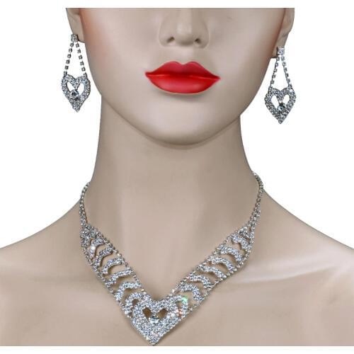 Chran Exquisite Heart Desgin Simple Rhinestone Jewelry Set Wholesale Silver Plated Necklace Earrings Set